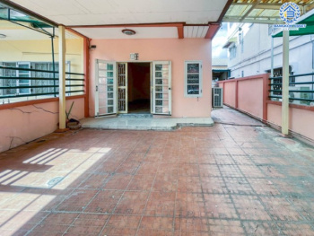 *****ทาวน์โฮม 3 ชั้นมือสอง  ม.เอกรินทร์ คลาสสิคโฮม บ้านสวย พร้อมอยู่ หลังมุม บนเนื้อที่ 33.90 ตร.ว. ฟังก์ชัน 3 ห้องนอน 3 ห้องน้ำ 2 ที่จอดรถ รายล้อมไปด้วยสิ่งอำนวยความสะดวกมากมาย ใกล้เดอะมอลล์ บางแค และรถไฟฟ้า "สถานีเพชรเกษม48" คุ้ม และราคาถูกจนต้องจองด่วน